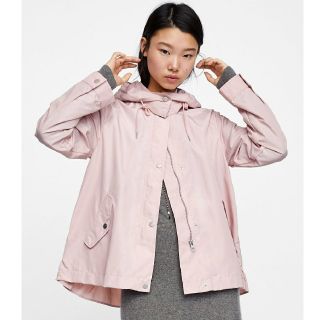 ザラ(ZARA)のにゃんこさん専用【新品】ZARA 撥水加工 ジャケット ｻｲｽﾞs(ナイロンジャケット)