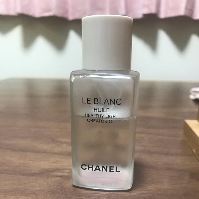 CHANEL(シャネル)のシャネル ルブランユイル コスメ/美容のスキンケア/基礎化粧品(フェイスオイル/バーム)の商品写真