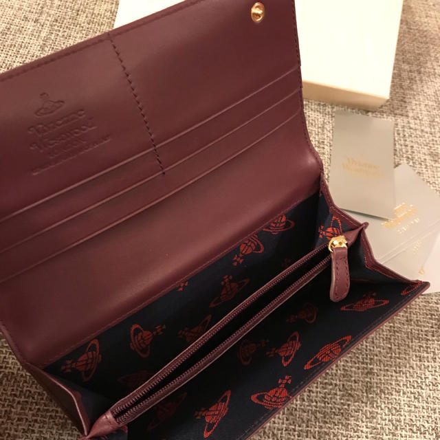 Vivienne Westwood(ヴィヴィアンウエストウッド)のヴィヴィアンウエストウッド 人気カラー 新品 未使用 長財布 正規品 レディースのファッション小物(財布)の商品写真