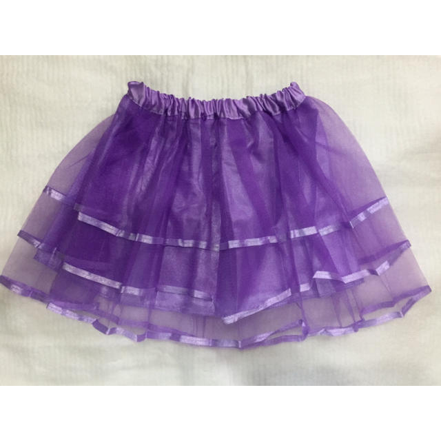 【最終値下】【未使用】子供用 チュールスカート キッズ/ベビー/マタニティのキッズ服女の子用(90cm~)(スカート)の商品写真