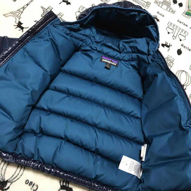 patagonia(パタゴニア)のパタゴニア ベビー ハイロフトダウンフーディー 2T キッズ/ベビー/マタニティのキッズ服男の子用(90cm~)(ジャケット/上着)の商品写真