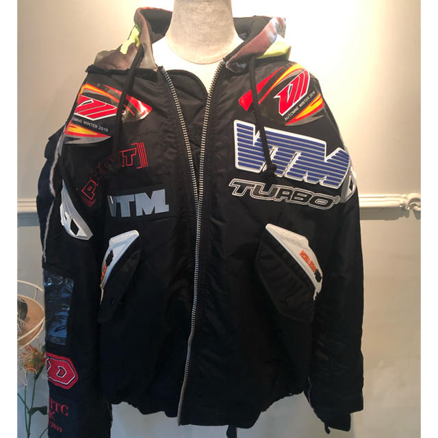 Balenciaga(バレンシアガ)のVetements18aw bomber jacket ヴェトモンボンバー メンズのジャケット/アウター(ブルゾン)の商品写真