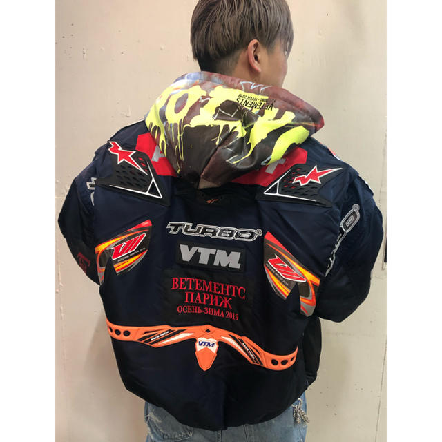 Balenciaga(バレンシアガ)のVetements18aw bomber jacket ヴェトモンボンバー メンズのジャケット/アウター(ブルゾン)の商品写真