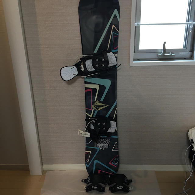 FLOW スノーボード 142cm バインディング付き