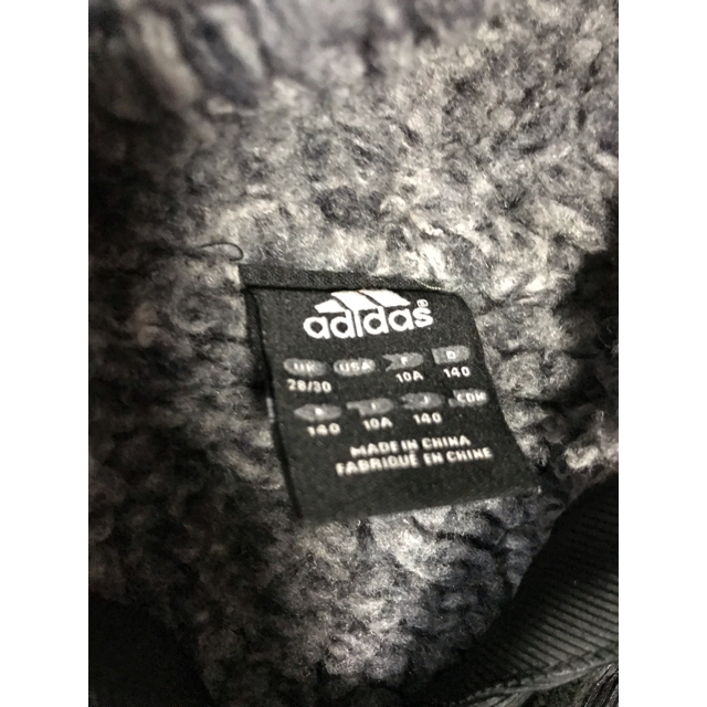 adidas(アディダス)のアディダス ベンチコート キッズ ジュニア 140 キッズ/ベビー/マタニティのキッズ服男の子用(90cm~)(コート)の商品写真