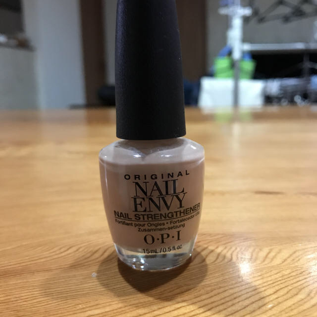 OPI(オーピーアイ)のサモアベージュ　OPI EURSO EURO NL  コスメ/美容のネイル(マニキュア)の商品写真