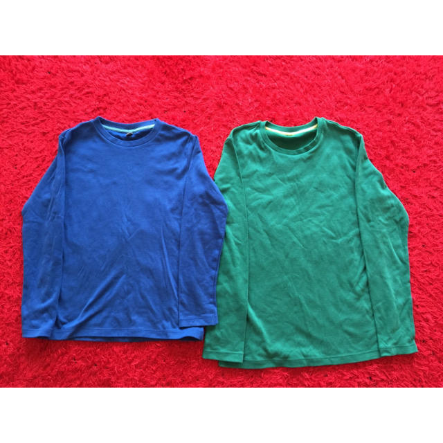 UNIQLO(ユニクロ)のユニクロ トップス 2枚セット キッズ/ベビー/マタニティのキッズ服男の子用(90cm~)(Tシャツ/カットソー)の商品写真