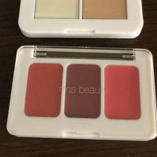 コスメキッチン(Cosme Kitchen)のrms  beauty モーニングキス(フェイスカラー)