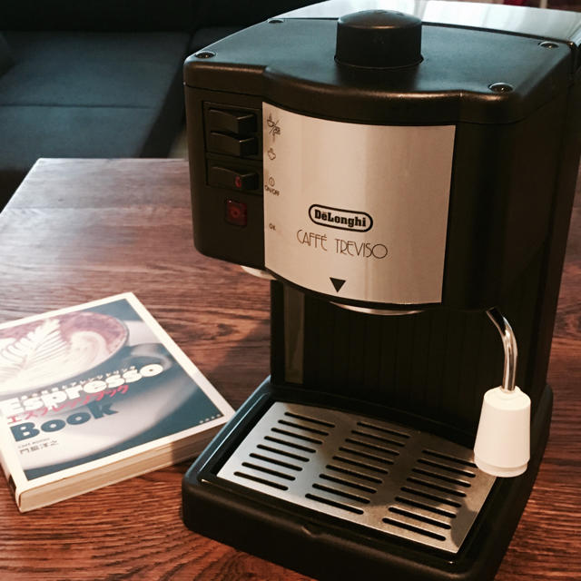 DeLonghi(デロンギ)の【特典付】デロンギ エスプレッソ・カプチーノメーカー スマホ/家電/カメラの調理家電(エスプレッソマシン)の商品写真