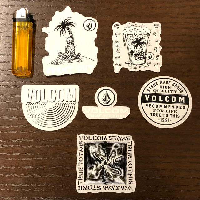 volcom(ボルコム)の【非売品】VOLCOM ステッカー スポーツ/アウトドアのスノーボード(その他)の商品写真