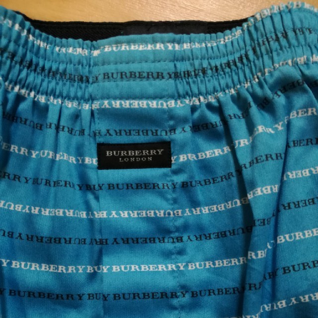 BURBERRY(バーバリー)のBURBERRY 　トランクスM　ハンカチ　セット メンズのアンダーウェア(トランクス)の商品写真