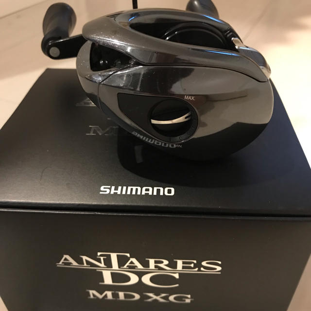 SHIMANO(シマノ)の18アンタレスDC MD XG  右ハンドル スポーツ/アウトドアのフィッシング(リール)の商品写真