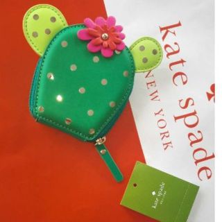 ケイトスペードニューヨーク(kate spade new york)の新作サボテンお花ピンク夏KATE SPADEコインケース姫系グリーンキラキラホロ(コインケース)