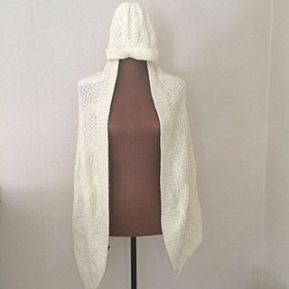 ジルスチュアート(JILLSTUART)の【SALE】JILL STUARTニット(ポンチョ)