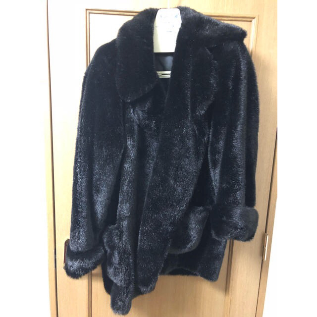 フェンディ 黒 裏ファー ジャケット 値引き上限 www.m