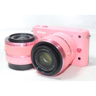 ニコン(Nikon)の美品⭐️限定1セット✨超希少✨WiFi付き⭐︎NIKON1 J1 ピンクWレンズ(ミラーレス一眼)