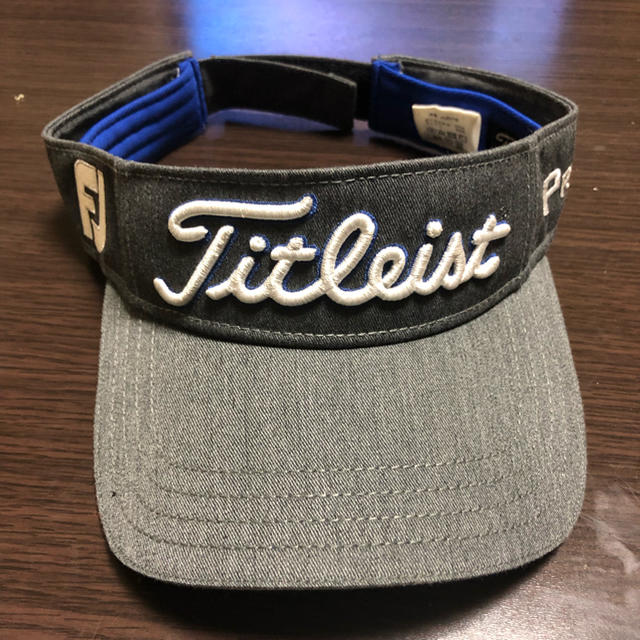 Titleist(タイトリスト)のタイトリスト帽子サンバイザー スポーツ/アウトドアのゴルフ(ウエア)の商品写真