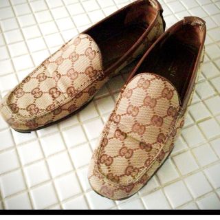 グッチ(Gucci)のGUCCIグッチローファーシューズ(ローファー/革靴)