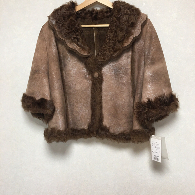 ⭐︎リアルムートンボレロ  7部袖 花襟 可愛いデザインコート L〜LL  ⭐️ レディースのジャケット/アウター(毛皮/ファーコート)の商品写真