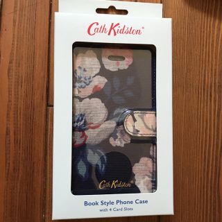 キャスキッドソン(Cath Kidston)のCathKidston iPhoneケース ウィンドフラワーバンチ ネイビー(iPhoneケース)