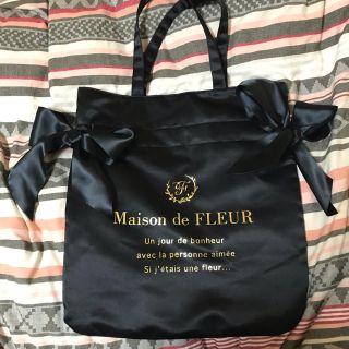 メゾンドフルール(Maison de FLEUR)のMaison de FLEUR ダブルリボントート ブラック(トートバッグ)