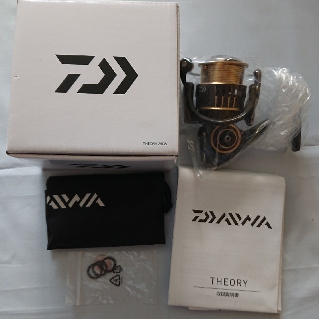 DAIWA(ダイワ)の【新品】ダイワ(DAIWA)  セオリー 2506 スポーツ/アウトドアのフィッシング(リール)の商品写真