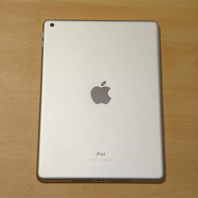 iPad Wi-Fi 128GB Silver 第5世代タブレット