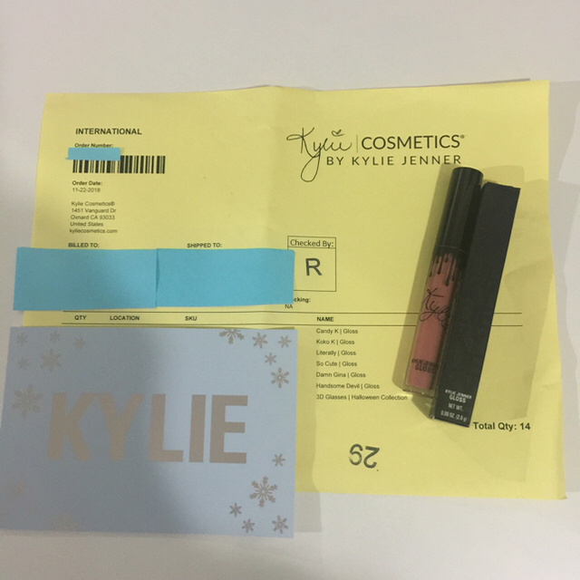 Kylie Cosmetics(カイリーコスメティックス)の★Candy k グロス★ Kylie カイリー★艶感たっぷり コスメ/美容のベースメイク/化粧品(リップグロス)の商品写真