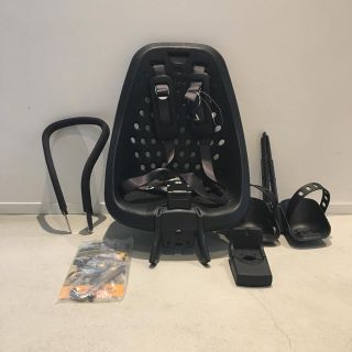 スーリー(THULE)の【新品】yepp mini フロントチャイルドシート black(自動車用チャイルドシート本体)