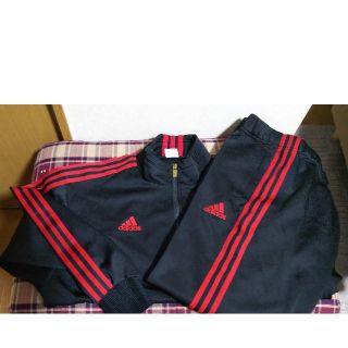 アディダス(adidas)の※プロフ必読‼️90'sデサント製adidasド定番の黒に赤の３本ライン上下(ジャージ)