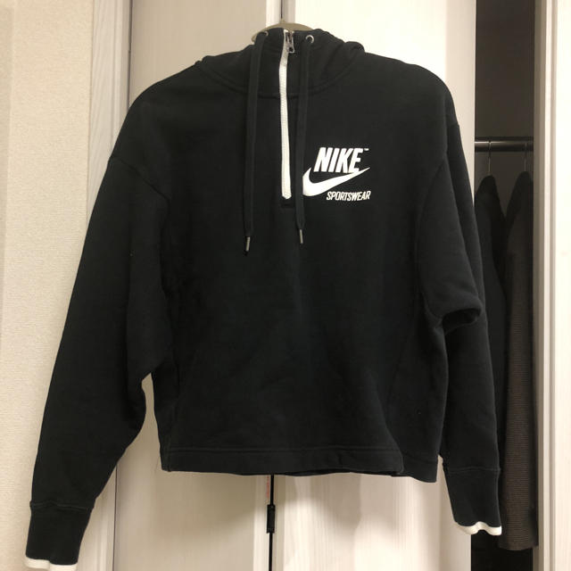 NIKE(ナイキ)のNIKEパーカー レディースのトップス(パーカー)の商品写真