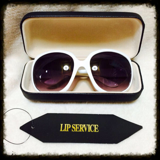 LIP SERVICE(リップサービス)のLIP SERVISE サングラス レディースのファッション小物(サングラス/メガネ)の商品写真