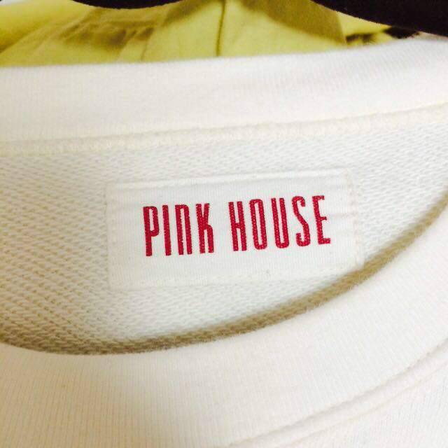 PINK HOUSE(ピンクハウス)の古着 PINK HOUSE 白 トレーナ レディースのトップス(トレーナー/スウェット)の商品写真