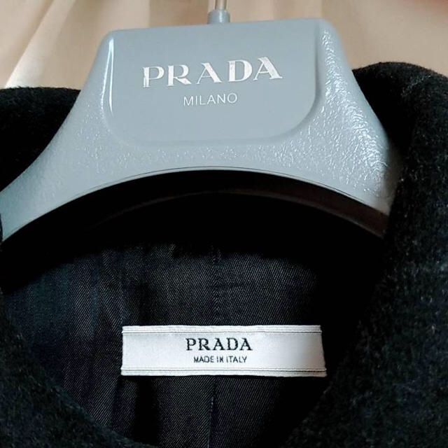 日曜のみセール PRADA プラダ レディースコート L