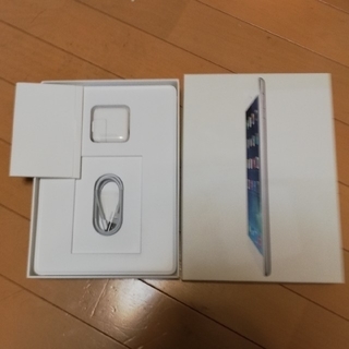 アップル(Apple)のiPad Air Wi-Fi 16GB Silver(タブレット)
