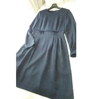 エムズグレイシー(M'S GRACY)の♡美品♡清楚なストライプ柄ワンピース　ネイビー(ひざ丈ワンピース)