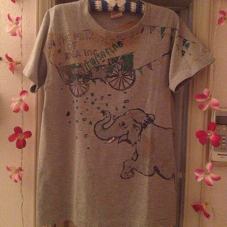 アールエヌエー(RNA)のTシャツ☆サーカス(Tシャツ(半袖/袖なし))