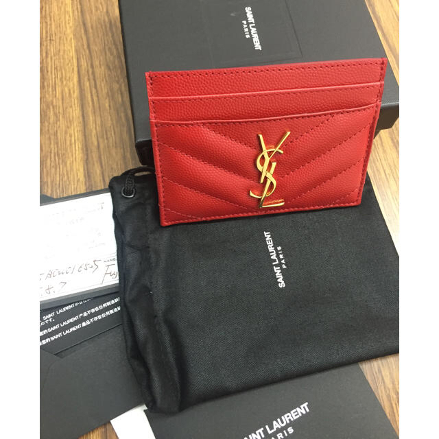 Saint Laurent(サンローラン)のSAINT LAURENT パスケース レディースのファッション小物(名刺入れ/定期入れ)の商品写真