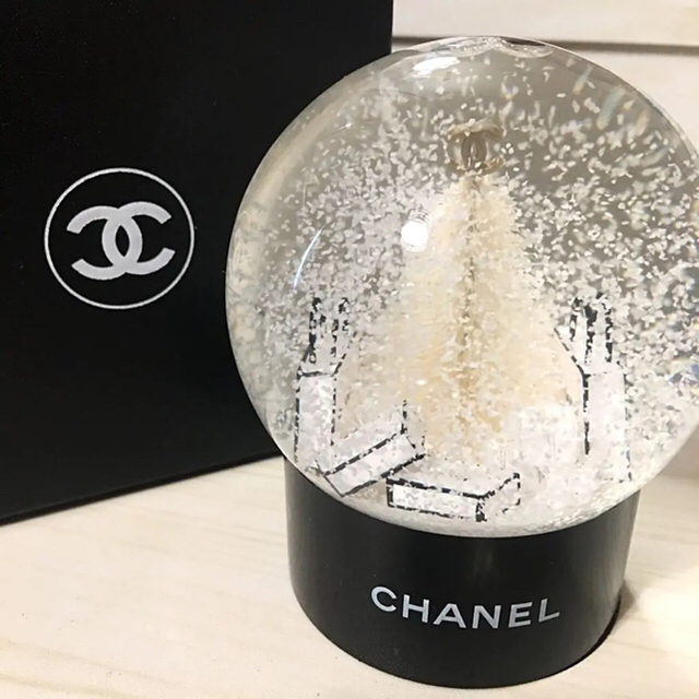 美品 CHANEL 限定 ノエル スノードーム 化粧箱付き | フリマアプリ ラクマ