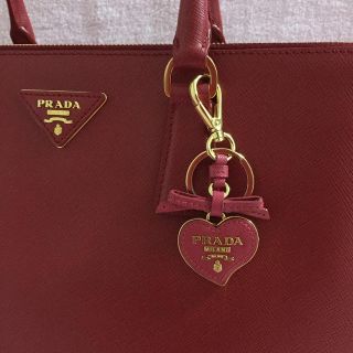 プラダ(PRADA)の正規品 プラダ 新作リボンキーリング(キーホルダー)