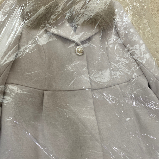 MAJESTIC LEGON(マジェスティックレゴン)のファー衿ウエスト切替コート レディースのジャケット/アウター(ロングコート)の商品写真