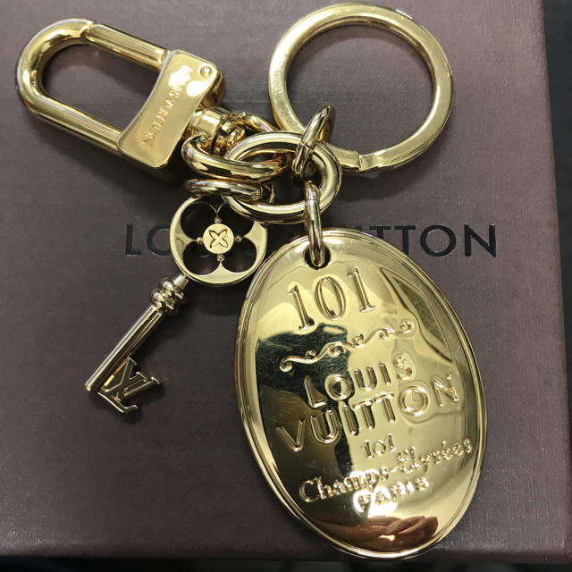 専門店では キーホルダー チャーム 《新品・限定品》ルイヴィトン