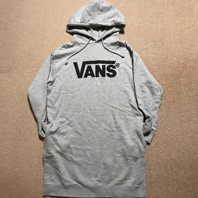 VANS(ヴァンズ)のVANS パーカー チュニックタイプ レディースのトップス(パーカー)の商品写真