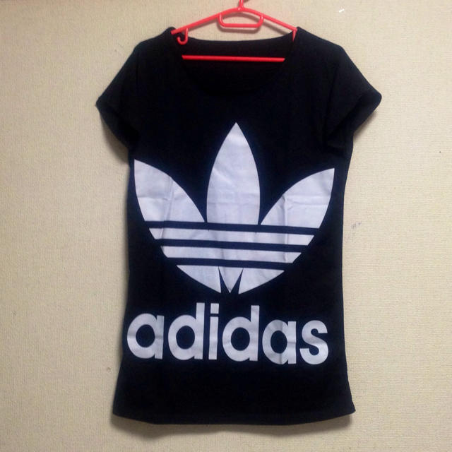 adidas(アディダス)のadidasTシャツ☆ レディースのトップス(Tシャツ(半袖/袖なし))の商品写真