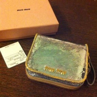 ミュウミュウ(MIU MIU)の未使用☆miumiu財布☆期間限定出品！(財布)