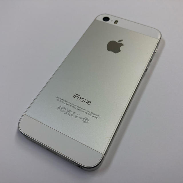 iPhone 5s Silver 32 GB auスマホ/家電/カメラ