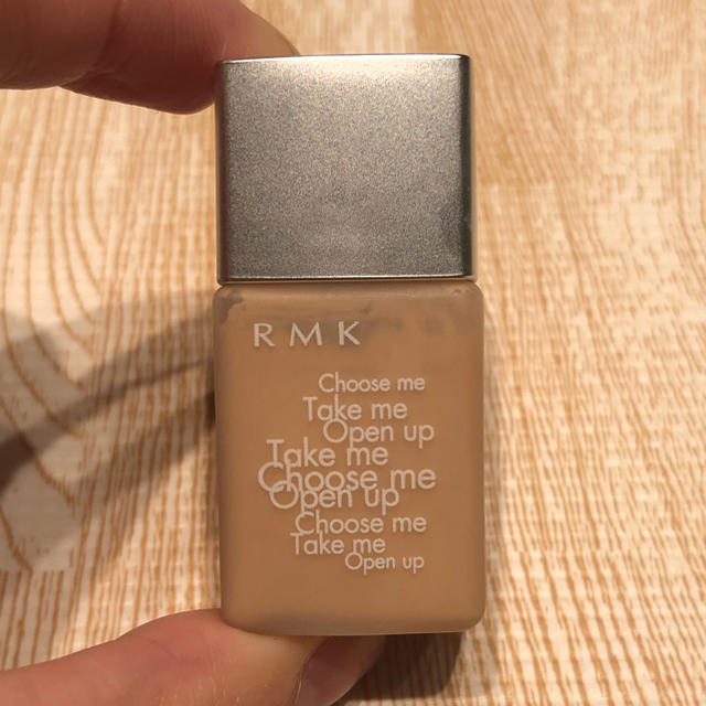 RMK(アールエムケー)のRMK ミニボトル 15ml リクイドファンデーション コスメ/美容のベースメイク/化粧品(ファンデーション)の商品写真