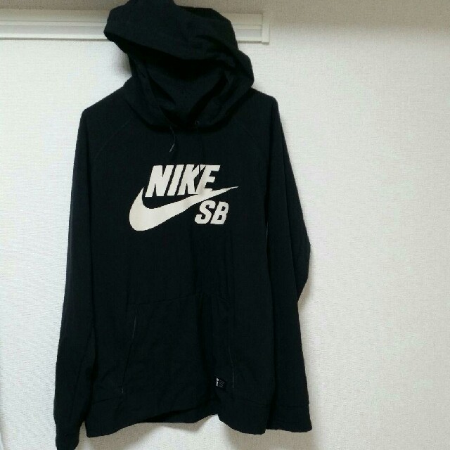 NIKE(ナイキ)のせいや様購入　NIKESB  ナイキ　　エニグマ　パーカー　 スポーツ/アウトドアのスノーボード(ウエア/装備)の商品写真