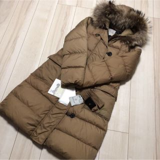 MONCLER(ダウンコート)のフリマアイテム一覧 MONCLER(ダウンコート)のフリマアイテム一覧
