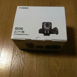 キヤノン(Canon)のEOS Kiss M(黒) ダブルズームキット EOSKISSMBK-WZK(ミラーレス一眼)